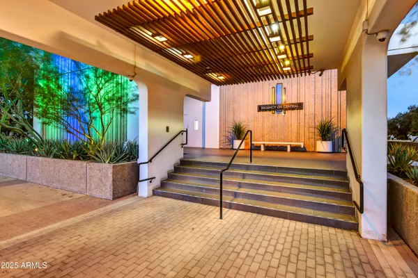 $290,000 | 2323 North Central Avenue, Unit 203, Phoenix, AZ 85004