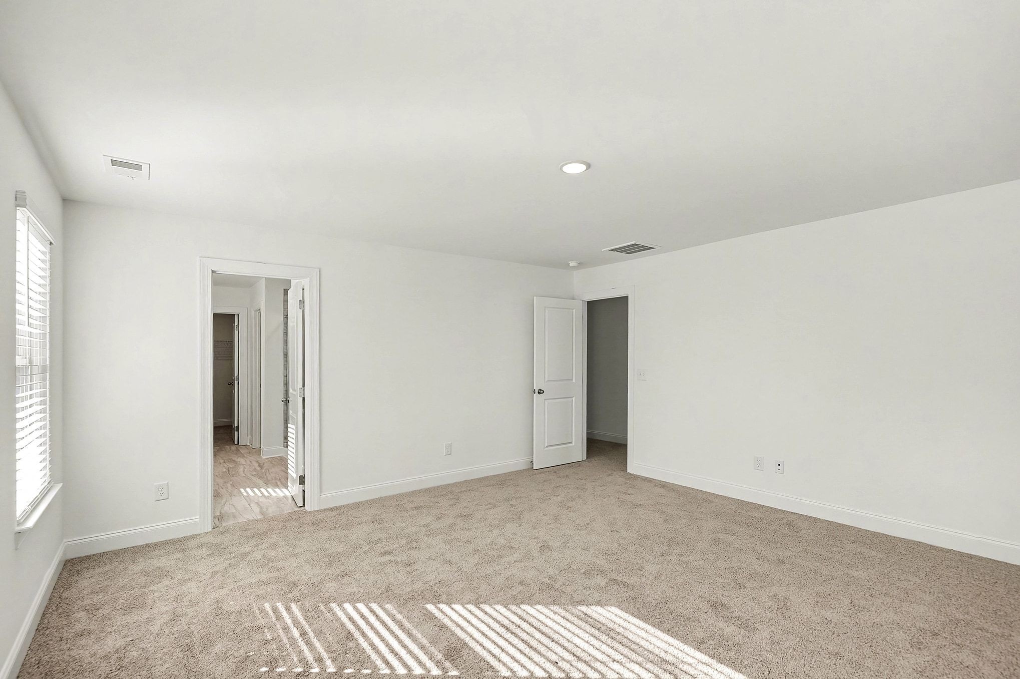 1029 Riverview Run Madison, TN 37115 - Photo 7 of 29 a view of an empty room