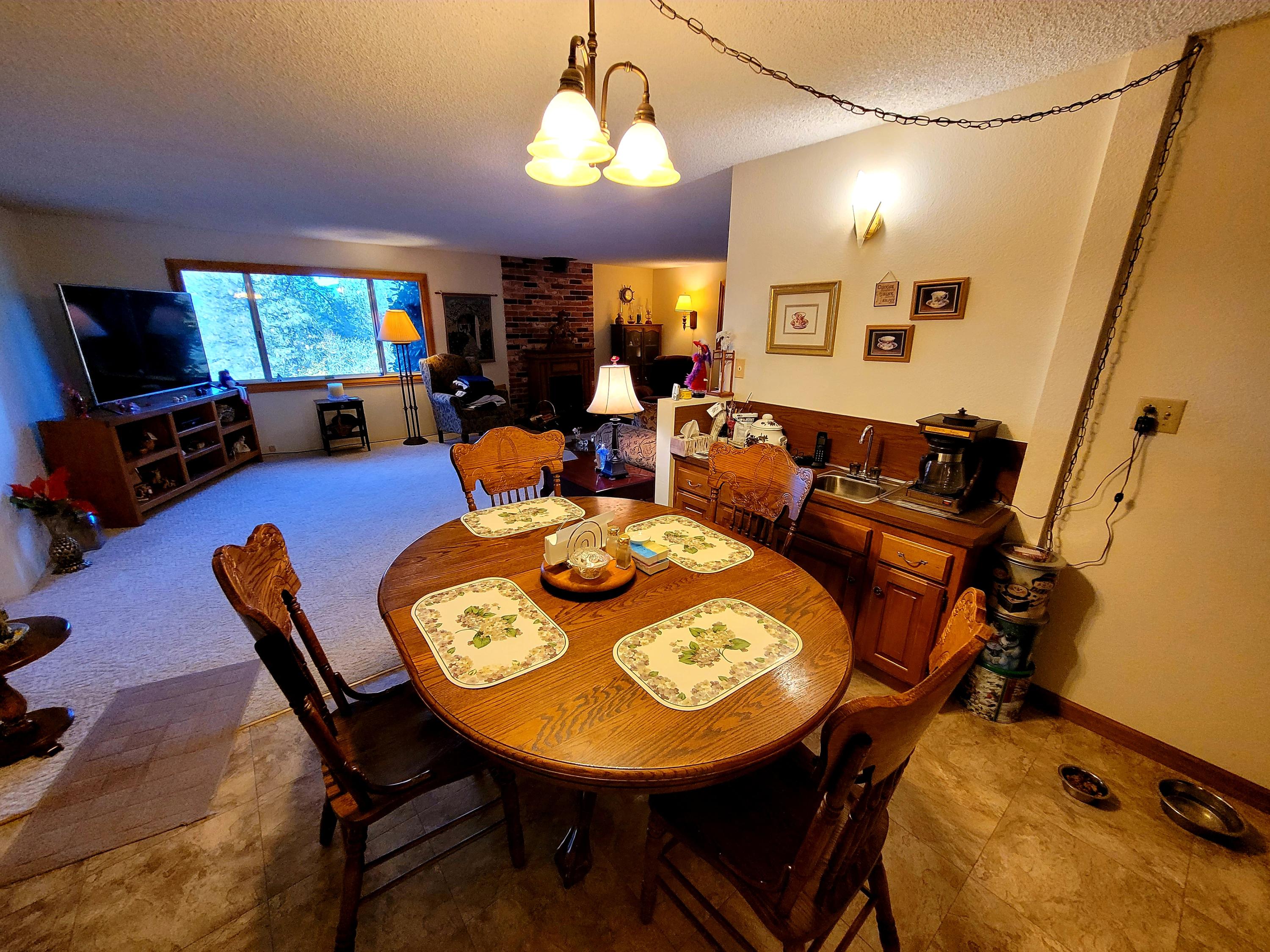 1515 Summit Loop Grants Pass, OR 97527 - Photo 26 of 43 26