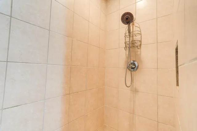 a view of a storage & utility room with washer and dryer