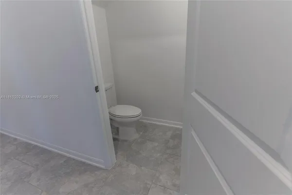 $2,300 | 934 Cattleman Street, Winter Haven, FL 33881