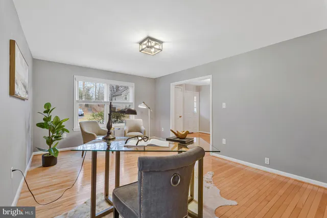 $950,000 | 814 Potomac Ridge Court, Sterling, VA 20164