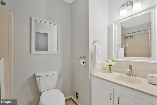 $950,000 | 814 Potomac Ridge Court, Sterling, VA 20164