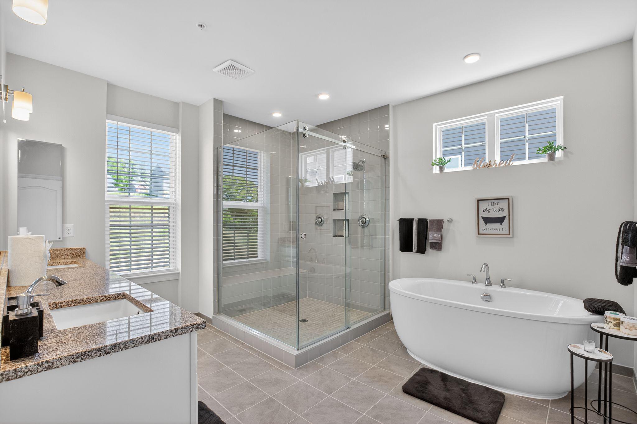 5500 Big Huntingdon Lane Brandywine, MD 20613 - Photo 15 of 31 Soaking tub, huge shower, & double vanities