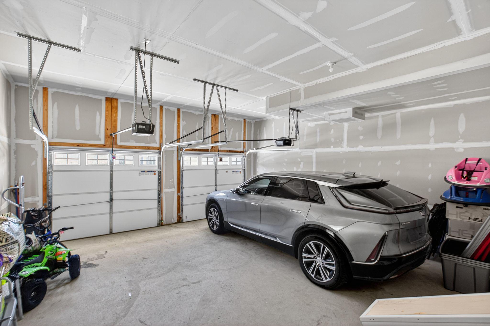 5500 Big Huntingdon Lane Brandywine, MD 20613 - Photo 28 of 31 Spacious garage with EV hookup