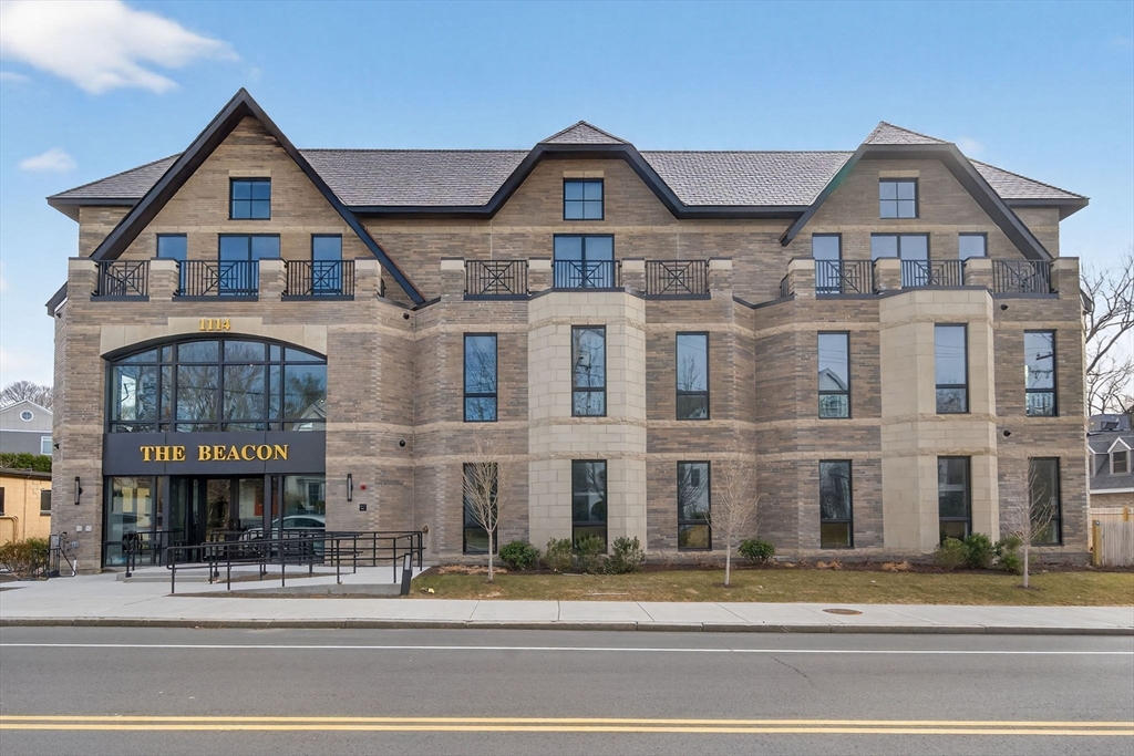1114 Beacon Street, Unit 101 Newton, MA 02461 - Photo 25 of 29 a front view of a residential apartment building