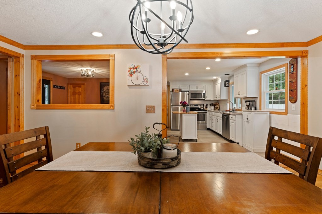 20 Blacksmith Road Wilbraham, MA 01095 - Photo 18 of 36