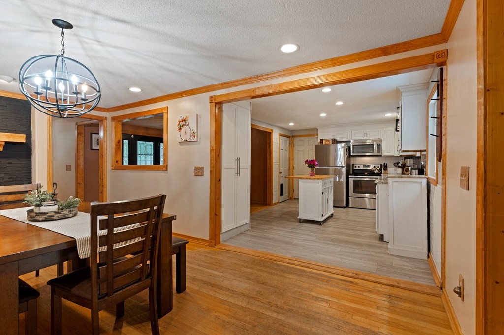20 Blacksmith Road Wilbraham, MA 01095 - Photo 19 of 36