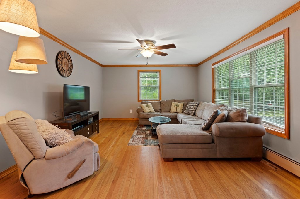 20 Blacksmith Road Wilbraham, MA 01095 - Photo 3 of 36