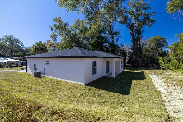 $350,000 | 143 Barrington Avenue, Deland, FL 32724