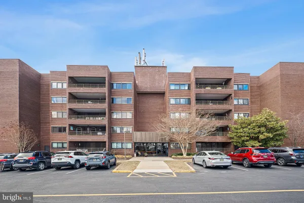 $300,000 | 614 Loveville Road, Unit C05H, Hockessin, DE 19707