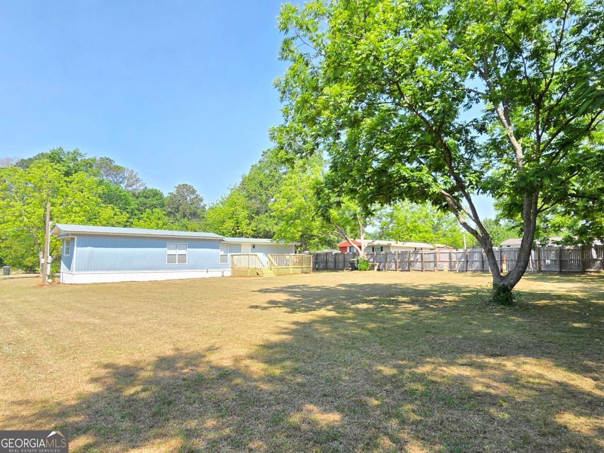 956 Donaldson Street Metter, GA 30439 - Photo 33 of 49 a view of an outdoor space and yard