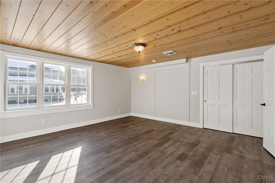 201 Highbridge Street Manlius, NY 13066 - Photo 14 of 35