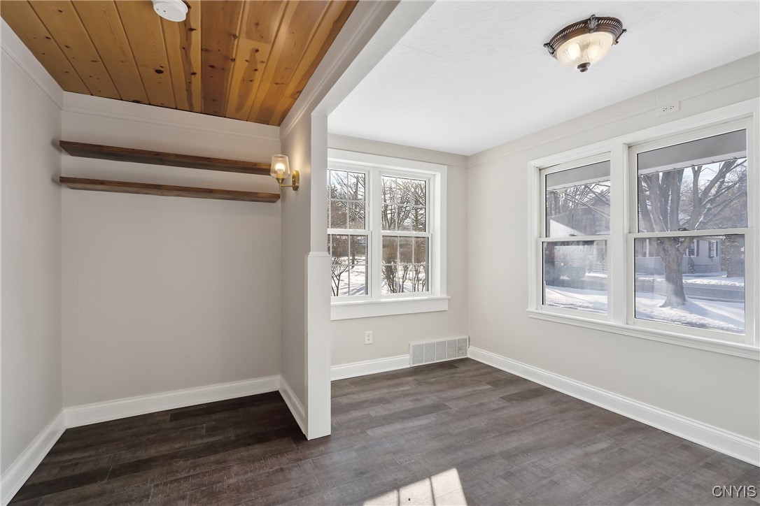 201 Highbridge Street Manlius, NY 13066 - Photo 17 of 35