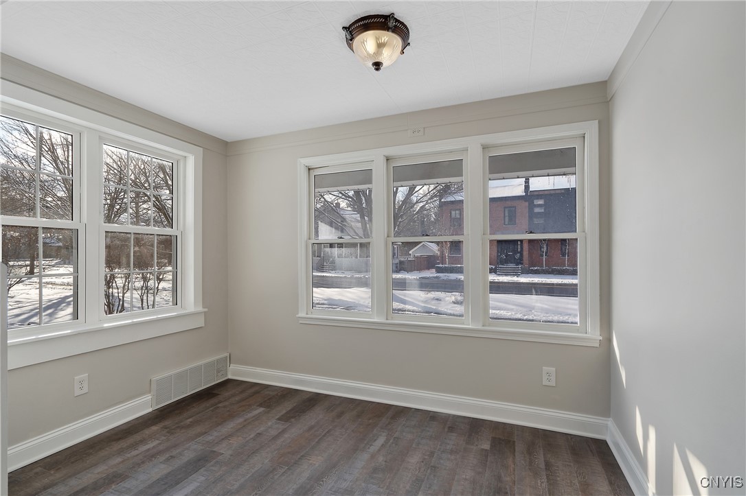 201 Highbridge Street Manlius, NY 13066 - Photo 18 of 35