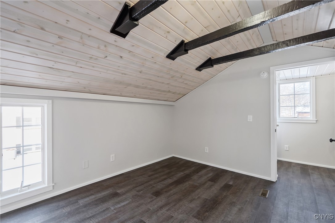 201 Highbridge Street Manlius, NY 13066 - Photo 27 of 35