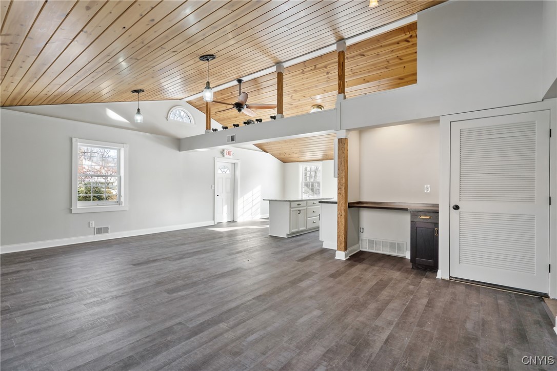 201 Highbridge Street Manlius, NY 13066 - Photo 5 of 35