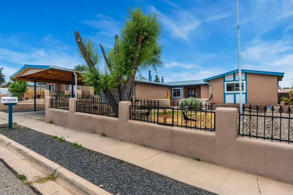 $515,000 | 2404 Calle Loma Bonita, Santa Fe, NM 87507