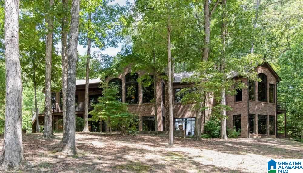225 Valley Lake Road Columbiana, AL 35051 - Photo 3 of 50