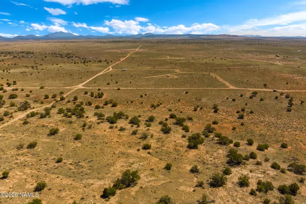 $11,000 | 930 East Foothill Drive, Williams, AZ 86046
