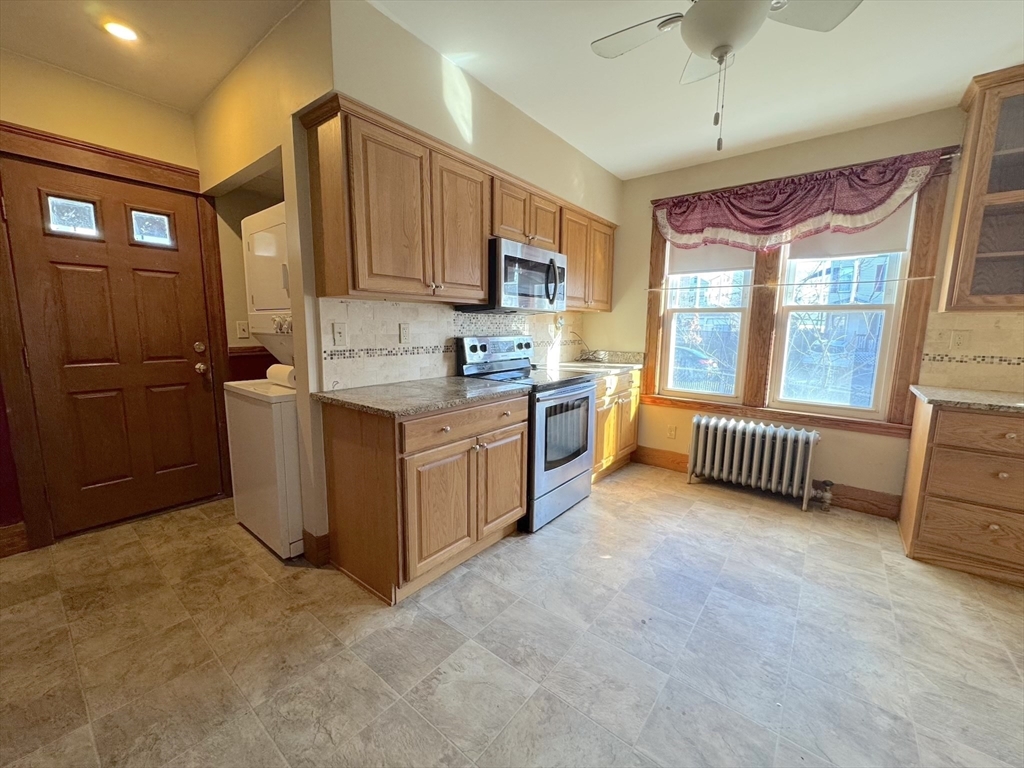 27 Fairfax Road Worcester, MA 01610 - Photo 16 of 24 Gallery Image 16