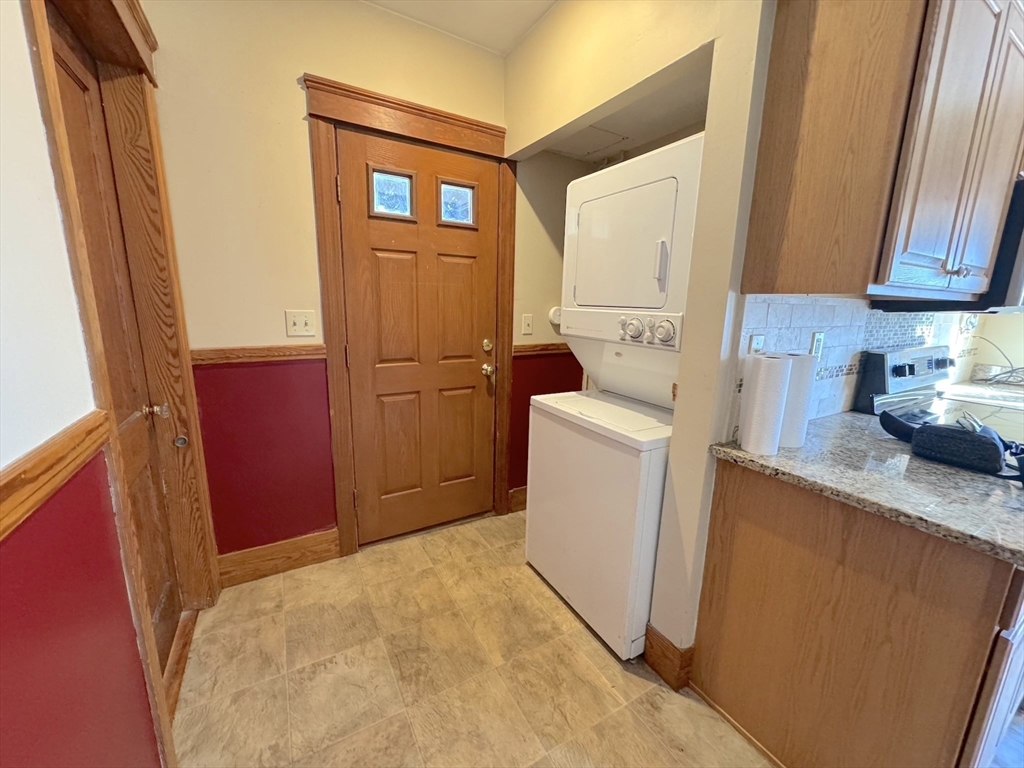 27 Fairfax Road Worcester, MA 01610 - Photo 23 of 24 Gallery Image 23