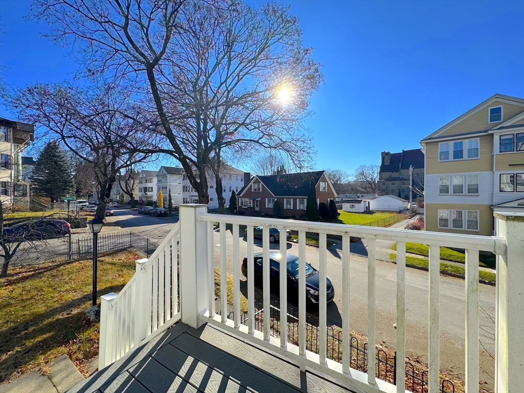 27 Fairfax Road Worcester, MA 01610 - Photo 9 of 24 Gallery Image 9