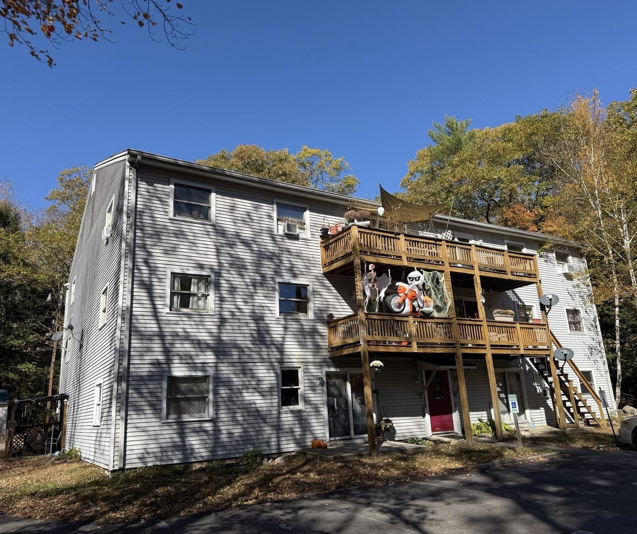 1088 Dover Road, Unit 203 Epsom, NH 03234 - Photo 14 of 15