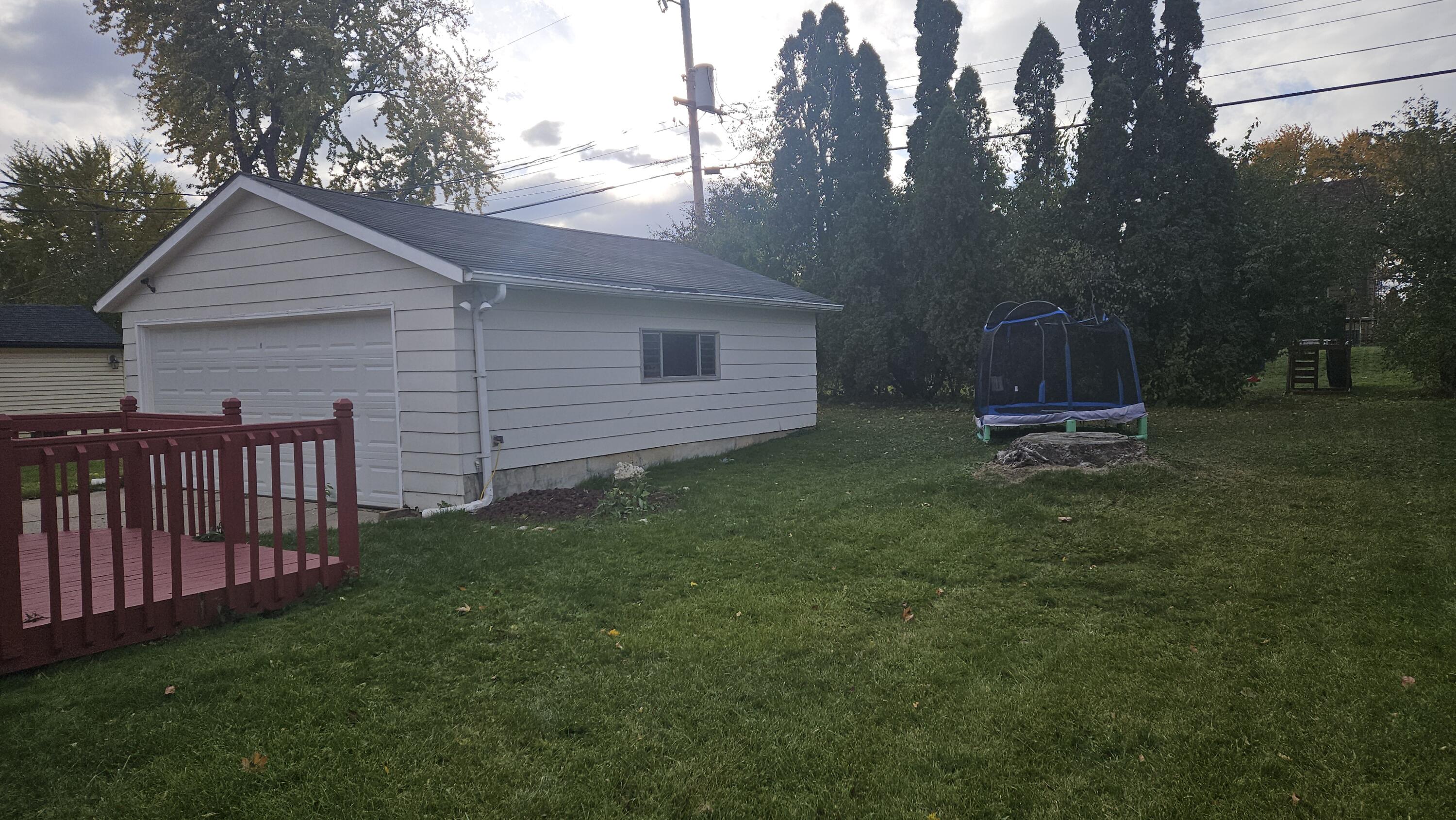 3445 North 96th Street Milwaukee, WI 53222 - Photo 19 of 19 Backyard - Garage