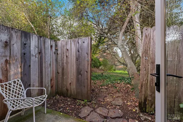 $875,000 | 7859 Anthony Street, Sebastopol, CA 95472