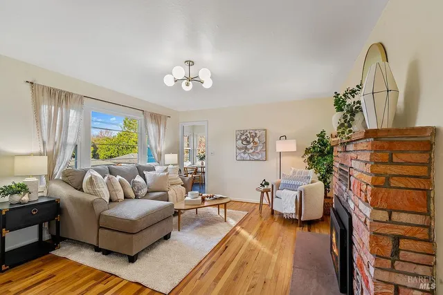 $875,000 | 7859 Anthony Street, Sebastopol, CA 95472