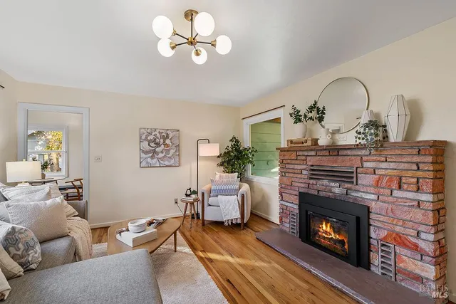 $875,000 | 7859 Anthony Street, Sebastopol, CA 95472