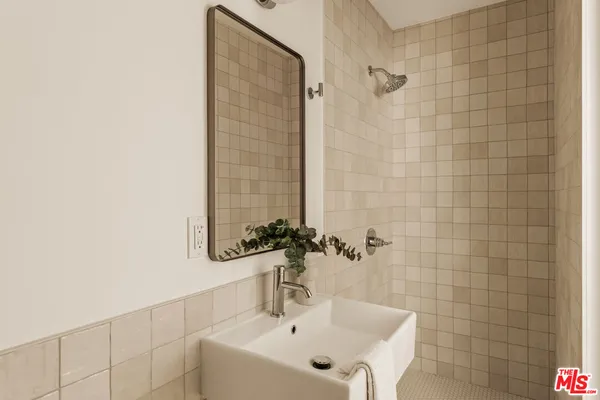 $3,195,000 | 4628 Berryman Avenue, Los Angeles, CA 90230