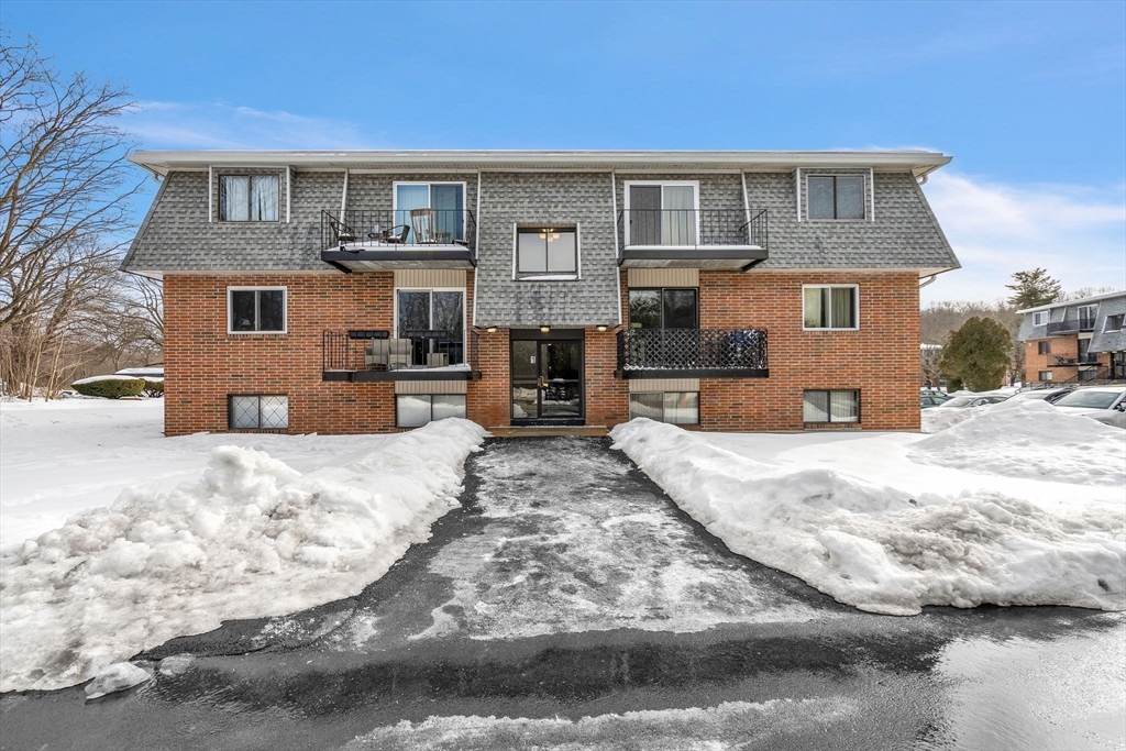176 Maple Avenue, Unit 18 Rutland, MA 01543 - Photo 3 of 28 Gallery Image 3