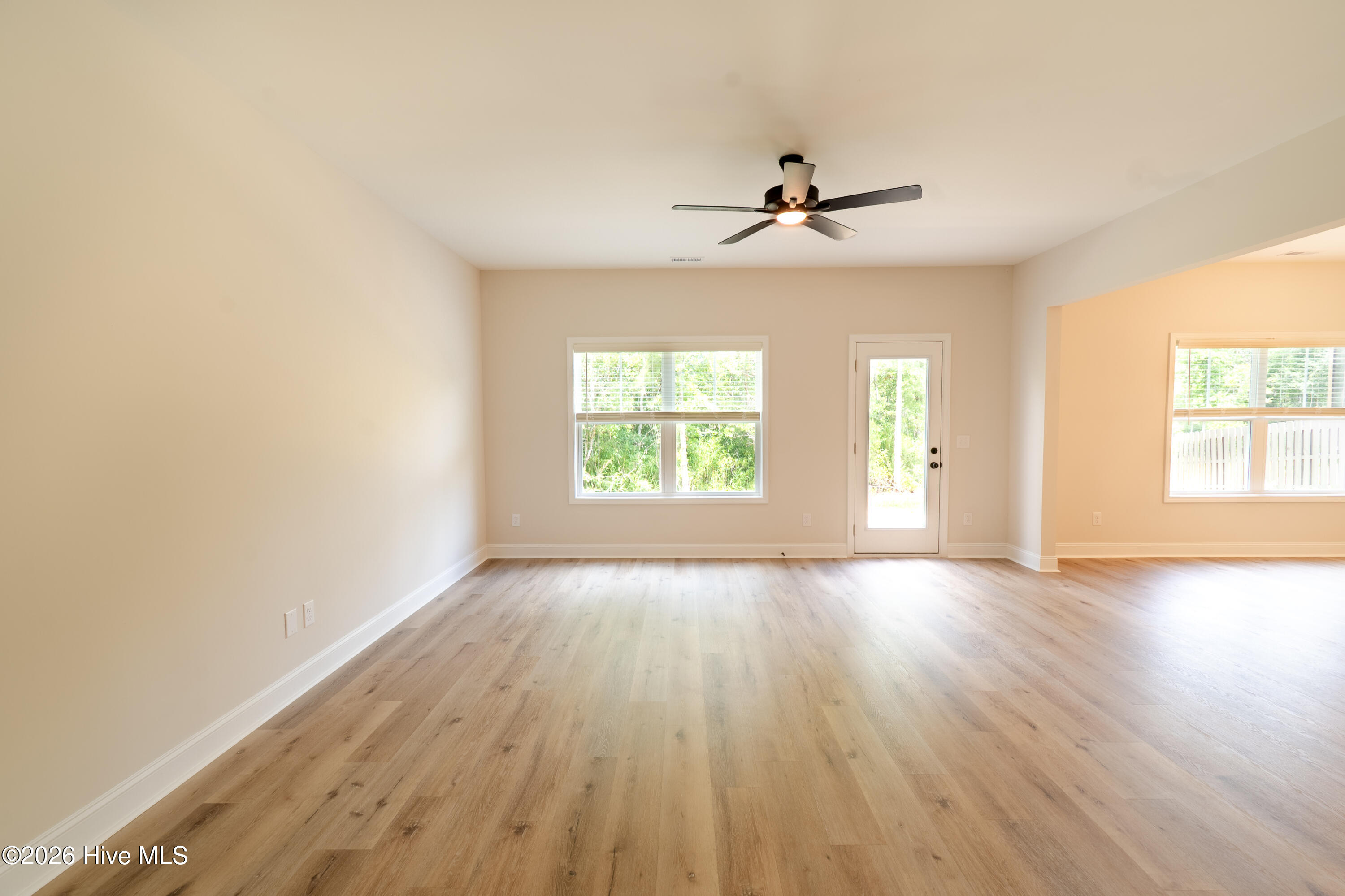 574 Poppleton Drive Hampstead, NC 28443 - Photo 8 of 38
