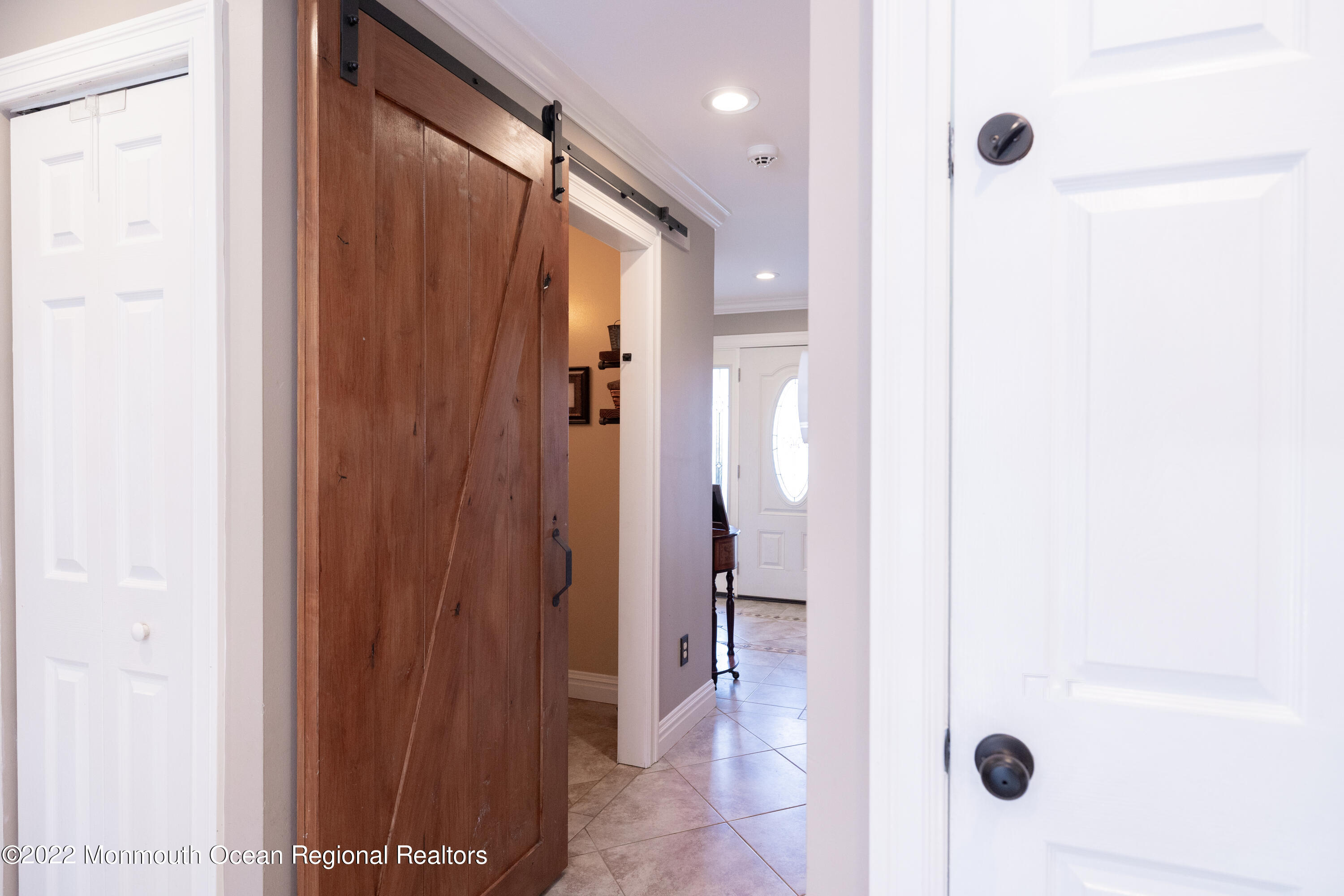 15 Arrowhead Circle Jackson, NJ 08527 - Photo 4 of 28 2022021014431786-6250453025081101641-_33