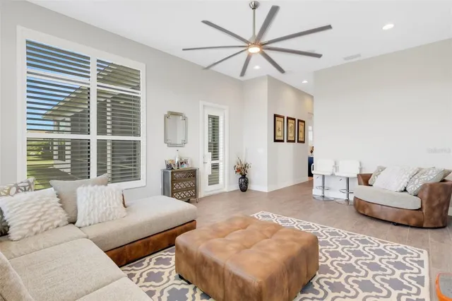 $6,200 | 8921 Artisan Way, Sarasota, FL 34240