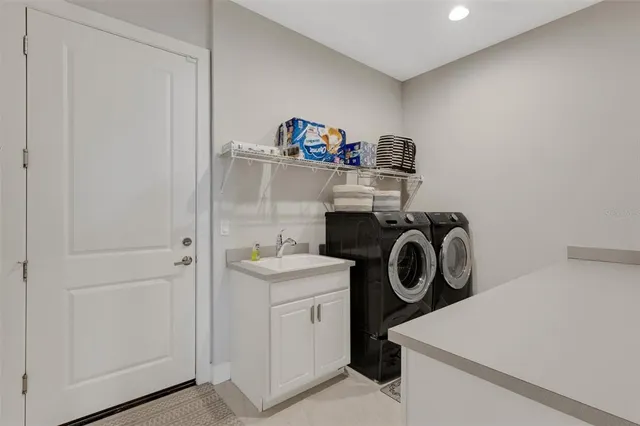 $6,200 | 8921 Artisan Way, Sarasota, FL 34240