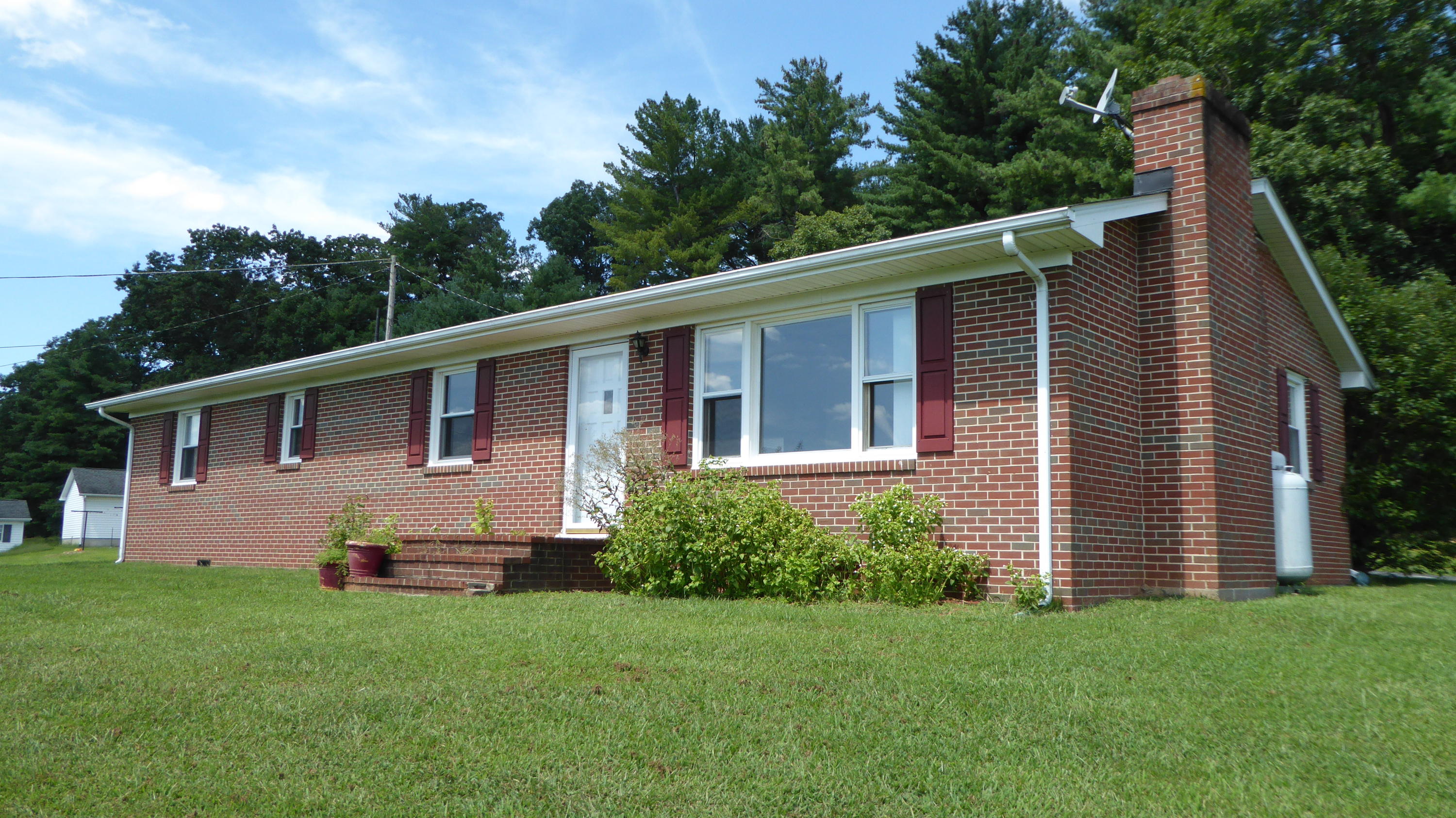46 Wescott Road Rocky Mount, VA 24151 - Photo 17 of 45 17 Front of Home