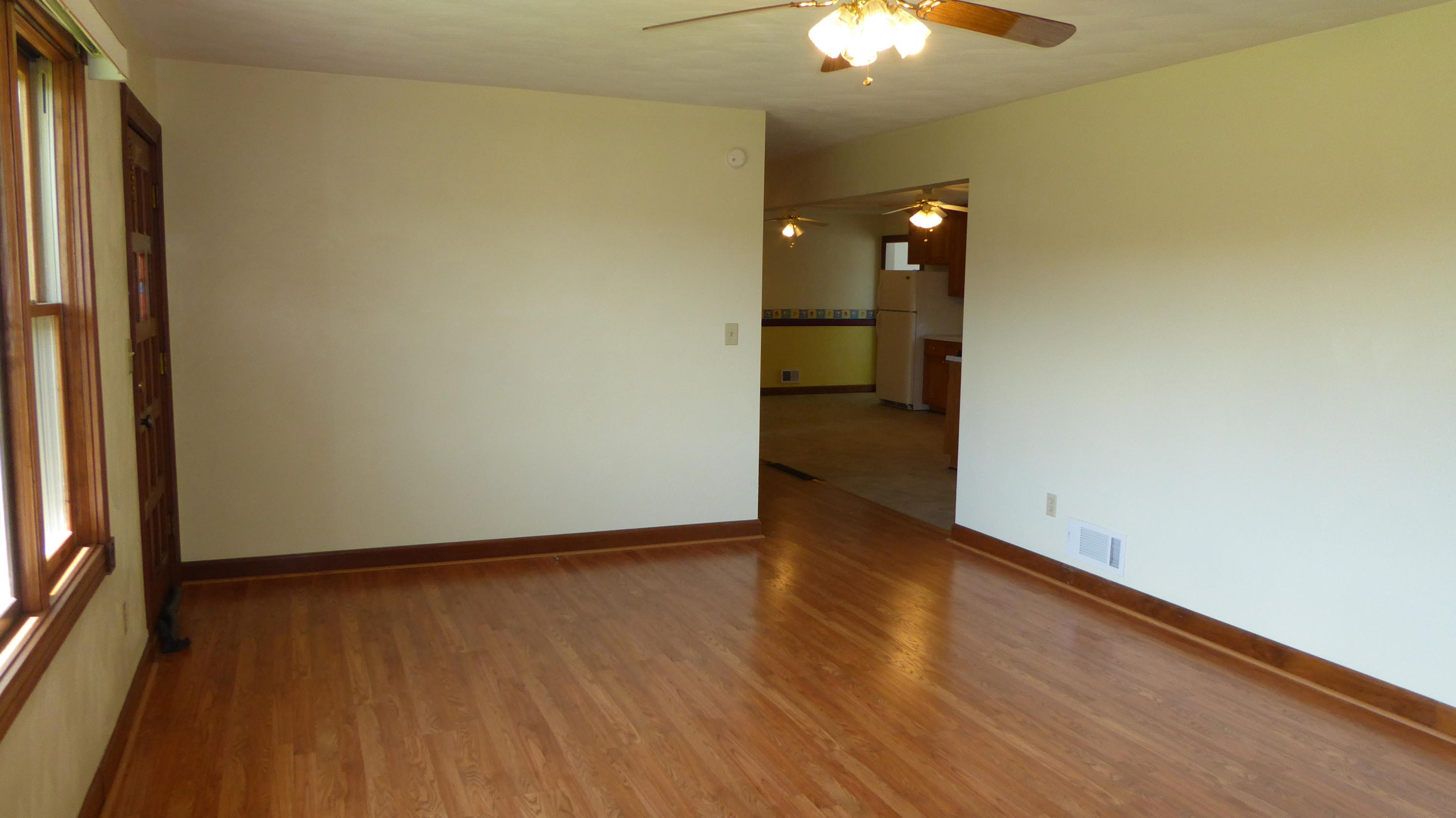 46 Wescott Road Rocky Mount, VA 24151 - Photo 20 of 45 20 Living Room (8)