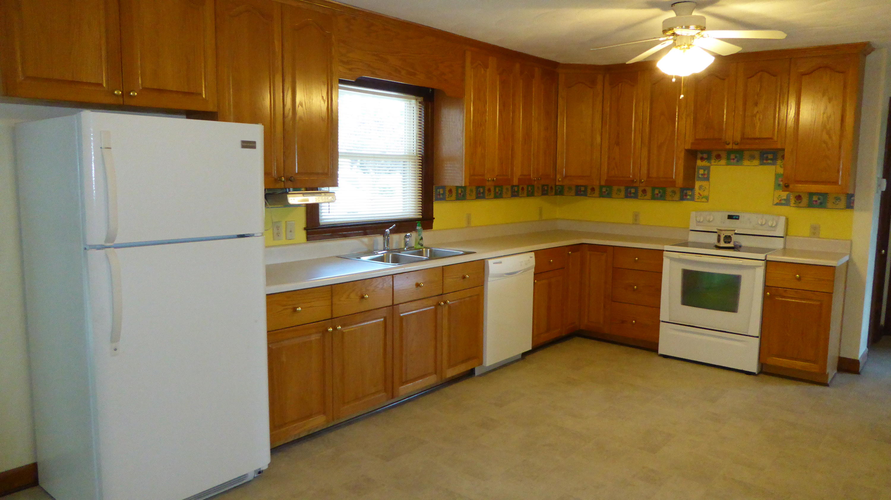 46 Wescott Road Rocky Mount, VA 24151 - Photo 21 of 45 20b Kitchen (4)