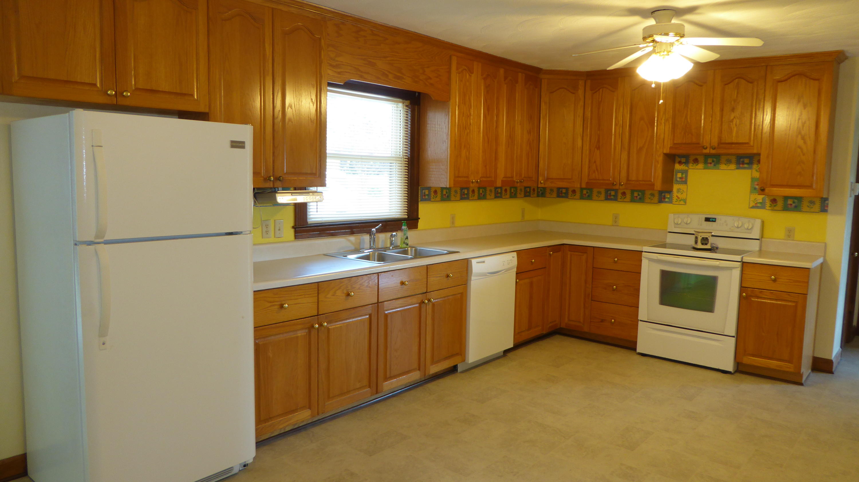 4 Kitchen (5)