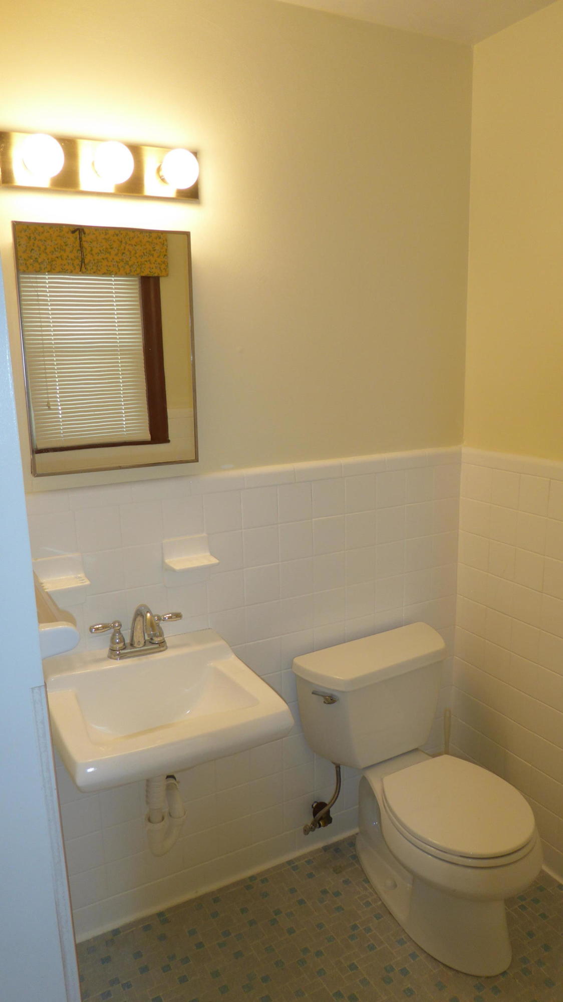 46 Wescott Road Rocky Mount, VA 24151 - Photo 34 of 45 33 Hall Bath (3)