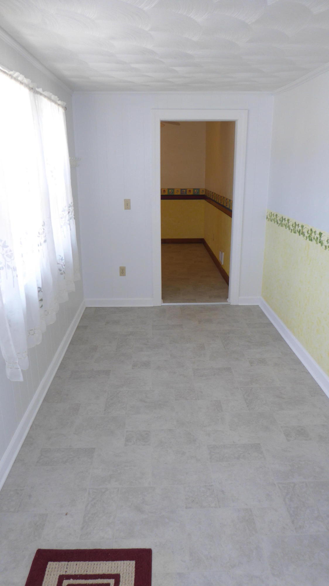 46 Wescott Road Rocky Mount, VA 24151 - Photo 40 of 45 39 Mudroom (2)