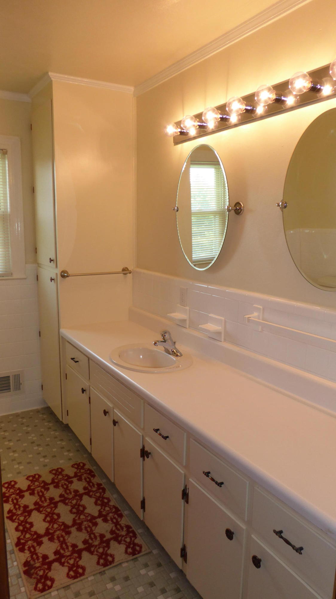 46 Wescott Road Rocky Mount, VA 24151 - Photo 8 of 45 8 Hall Full Bath (4)