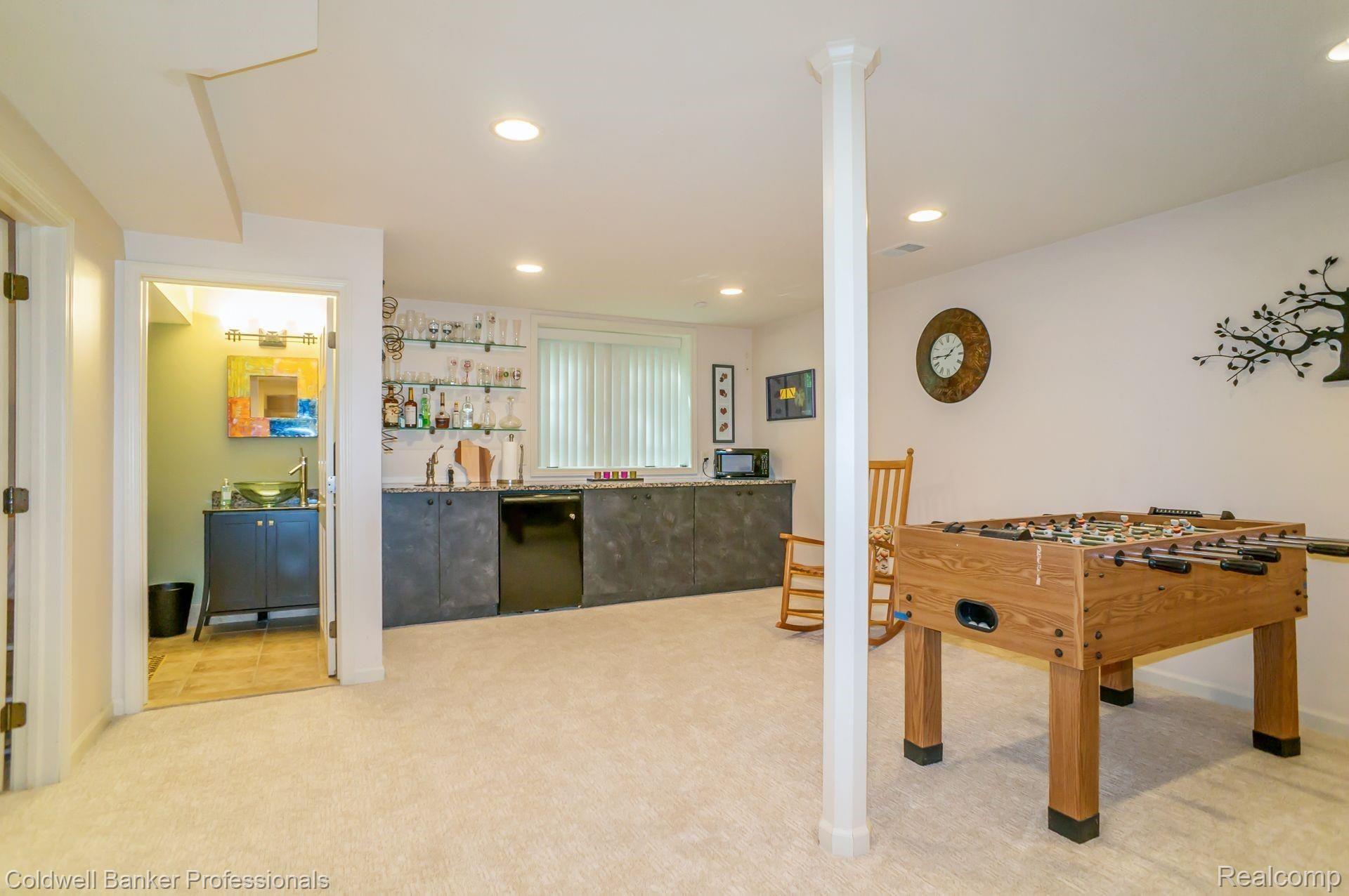 31226 Country Ridge Circle Farmington, MI 48331 - Photo 36 of 50 30.jpg