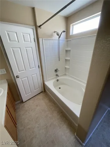 $2,395 | 842 Trout Stream Court, Henderson, NV 89052