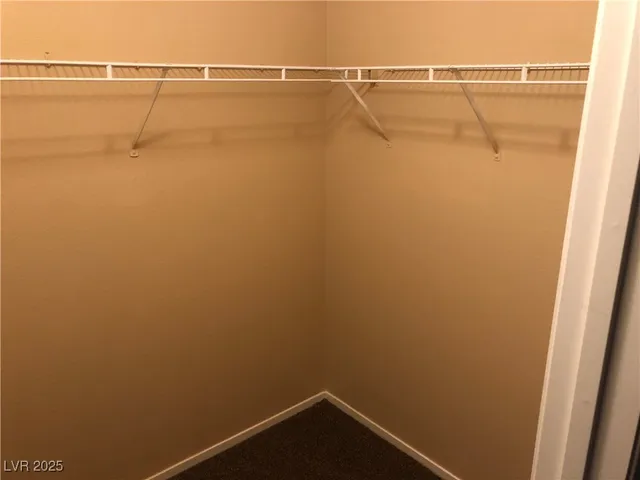 $2,395 | 842 Trout Stream Court, Henderson, NV 89052