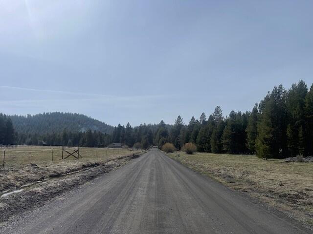 16852 Elsinore Road Bend, OR 97707 - Photo 16 of 29 6
