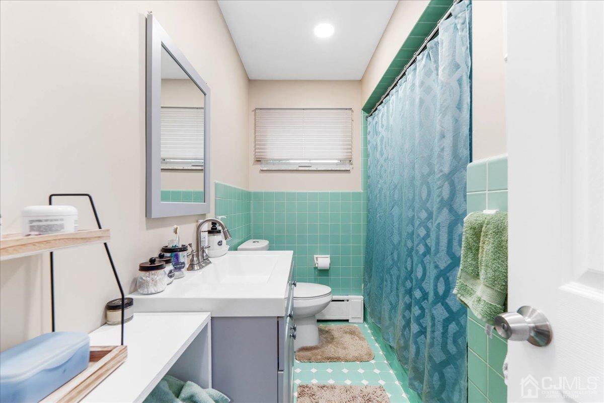 241 4th Street Dunellen, NJ 08812 - Photo 17 of 36 Gallery Image 17